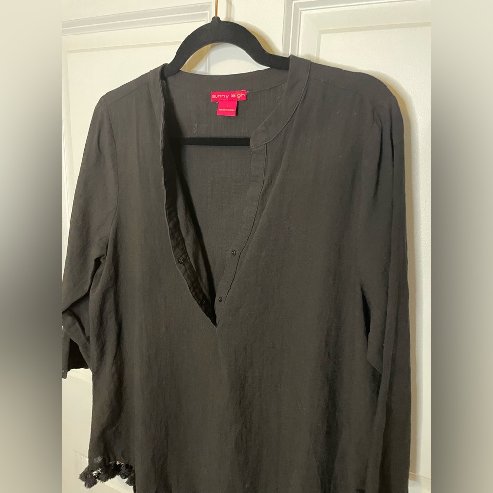Sunny Leigh Black Cotton Tunic Top Tassel Fringe Hem Split V Neck Size L - Picture 5 of 9
